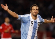 开云足球直播-当爵士单节风暴席卷广东，塔图姆在欧冠淘汰赛接管比赛，体育世界里的唯一性瞬间