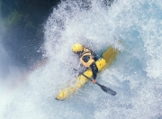 开云下载-雷恩的东方收割与欧冠觉醒，孔德如何从日本市场走向欧洲之巅