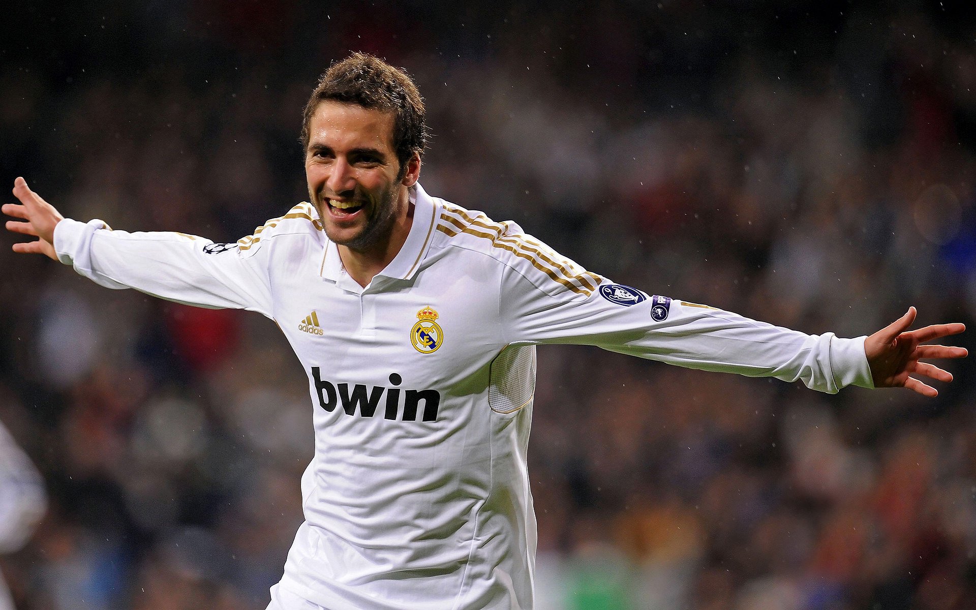 从冰球到绿茵场，芬兰式轻取哲学与巴斯托尼的欧冠统治时刻