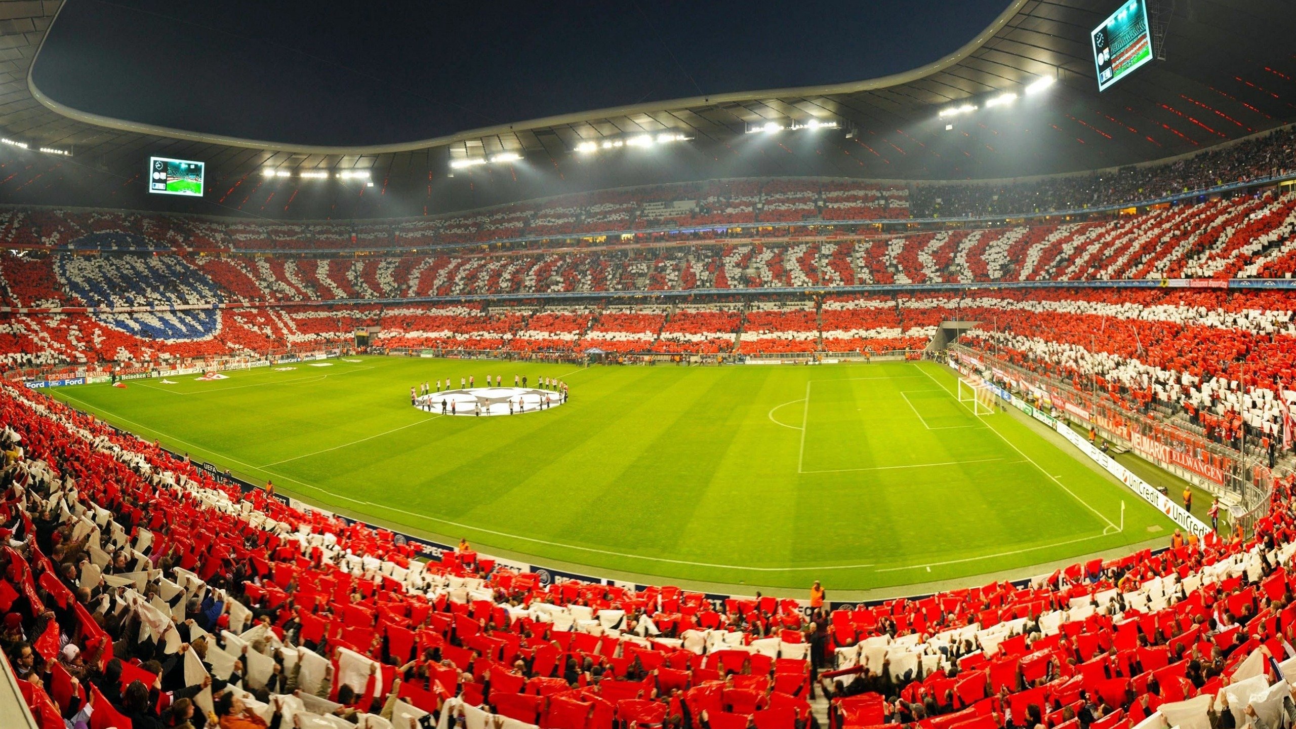 魔术血拼凯尔特人，马克西在西甲国家德比接管比赛，跨越篮球世界的双重奏